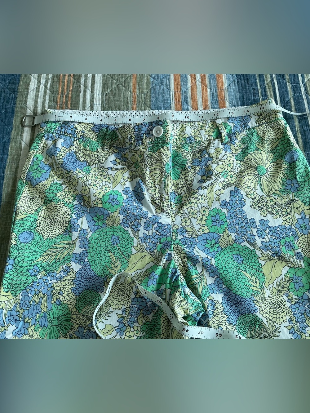 Talbots Floral Flat-Front Men’s Shorts in Blue & Green